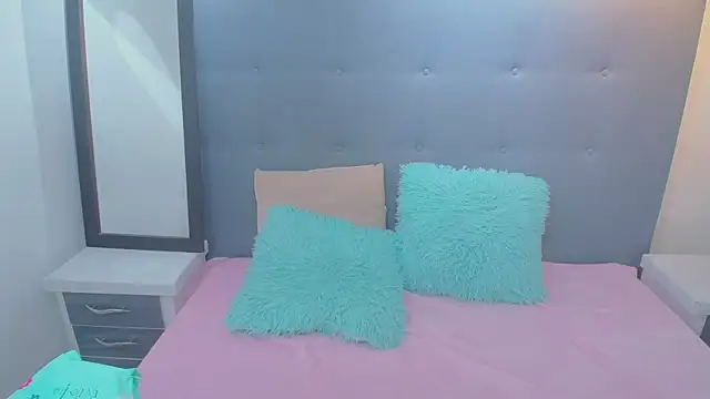 chaneelstark webcam