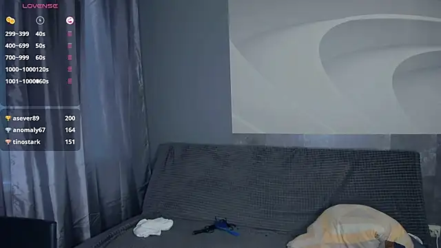 TarynPalek webcam