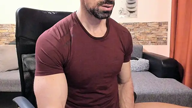 HotHunkTrainer webcam