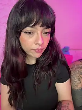 Yovng___Lau webcam