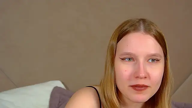 LiliLinn webcam