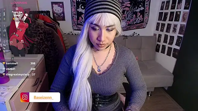 exodiakinky2 webcam