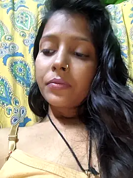 Gud_girl_Nilu webcam