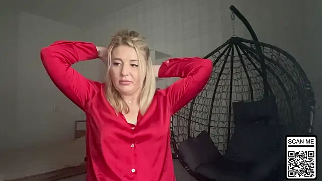 Blondie_xoxoxo webcam