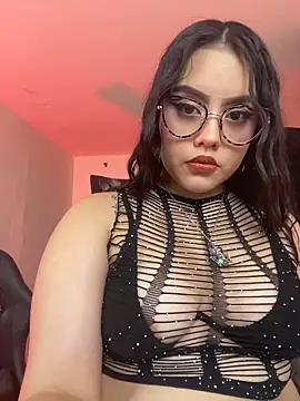 Nicolle_Ruizz webcam