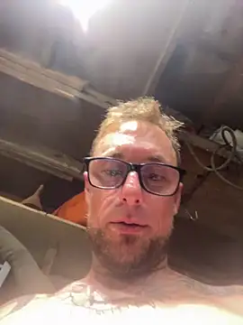 WIDBIGWHITECOCK webcam