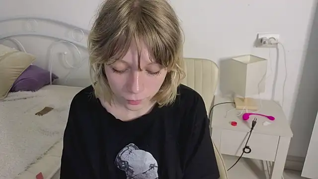 MollySally webcam