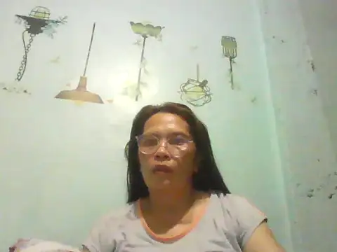 momshe2026 webcam