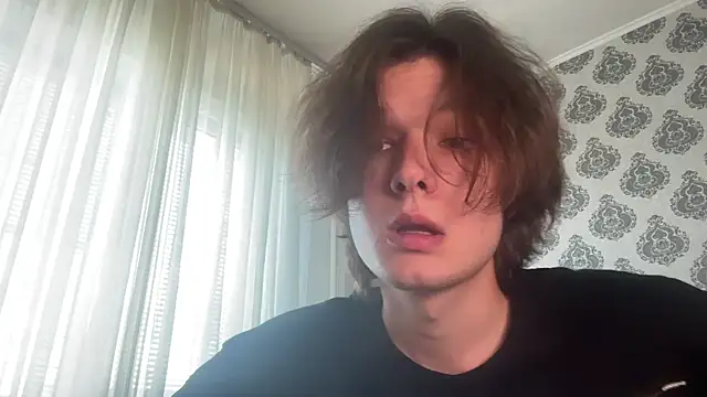tomasdickpick (M twink) - take off a T-shirt
