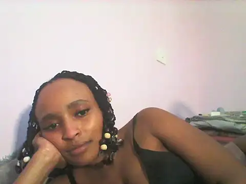 Badgalheloves webcam