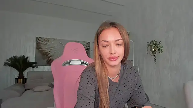 tiffanyhouston_ - TiffanyHouston_'s free webcam - UK Sex Cams