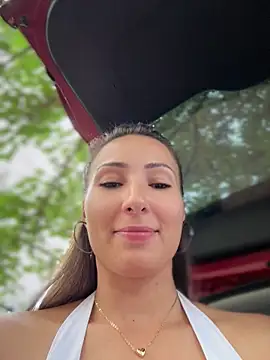 Wonder_Kari webcam
