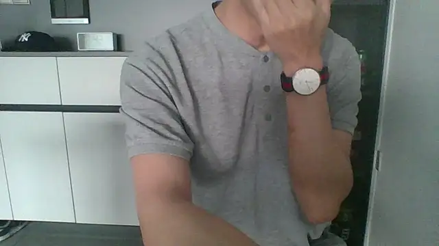 nole_china7 (Ask my age) - talk / fun / cum
