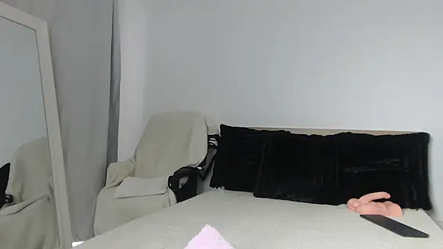 Layla23a webcam