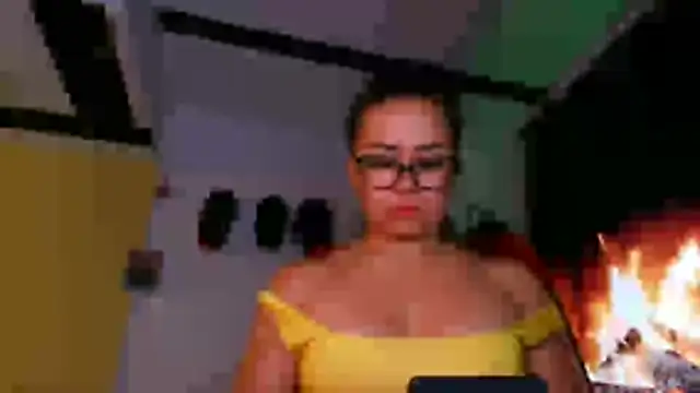 MistressSlut1 webcam