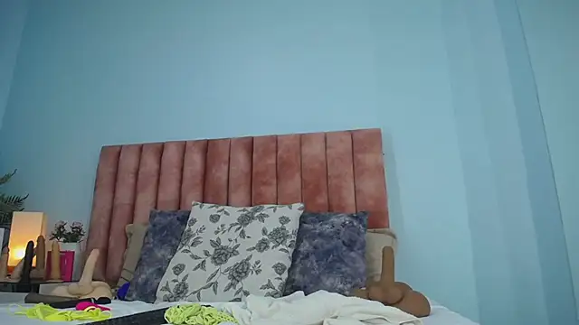 nana_levy webcam