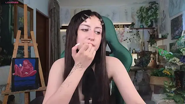 EffieMeowley webcam