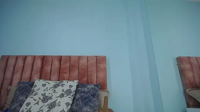 nana_levy webcam