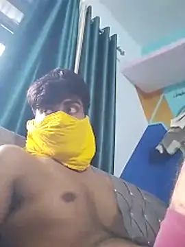 YourTarzan webcam