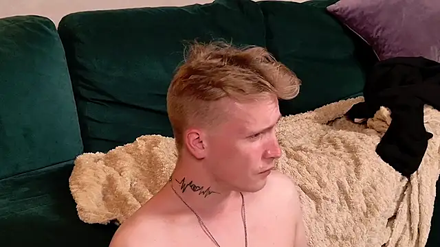 SweetBoyAlexx webcam