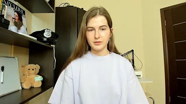 ohmyalice (F teen) - officer suit