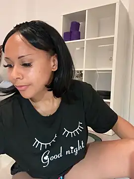 HaileyDiana webcam