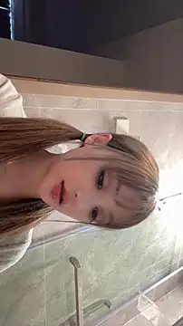 Yr_kitten_333 webcam
