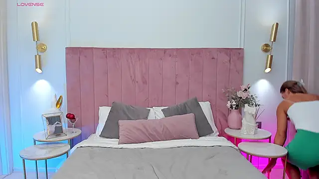 MilaVoxx webcam