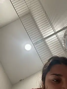 treasurebabii webcam