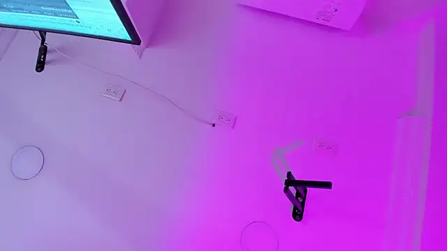 AlondraSoomer webcam