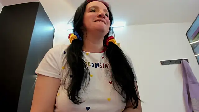 CloeMature webcam