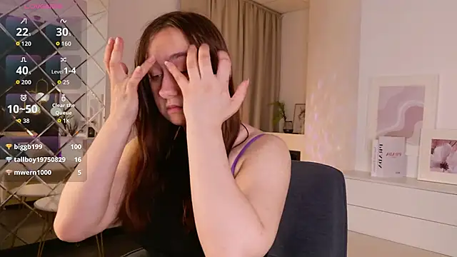 polly_bloomm webcam