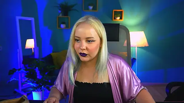 stellawatts webcam