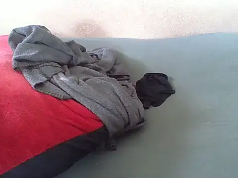 SexyNeedle22 webcam