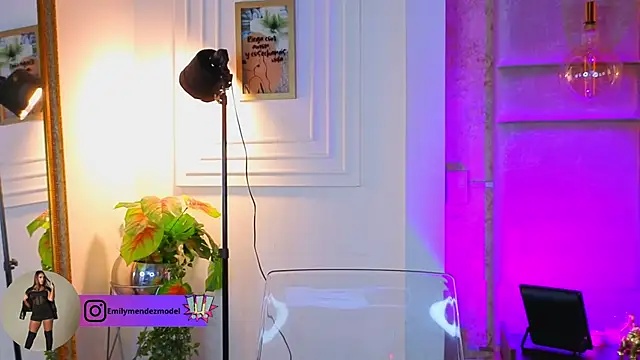 AlessiaLondon webcam