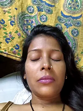 Gud_girl_Nilu webcam