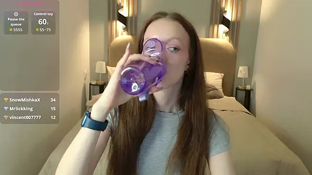 SallyPinkman webcam