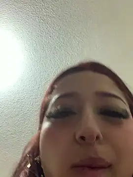 LilithMonette webcam