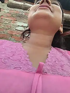 Aanushaka webcam
