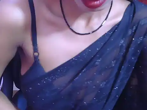 Queen_pooja1 webcam