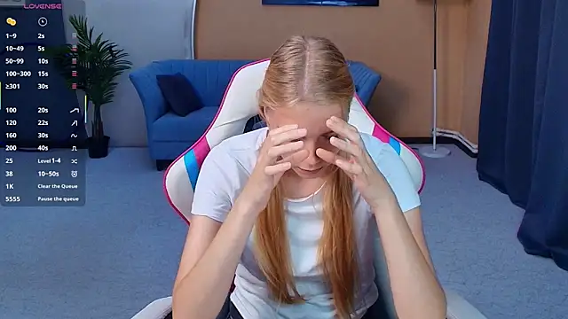 lightshynes webcam