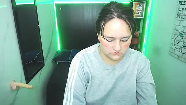 emili_rey webcam