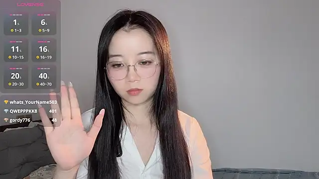 77-Vicky webcam