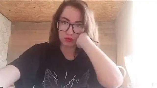 OliviaMoment webcam