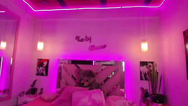 Karly_moon webcam
