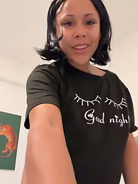 HaileyDiana webcam