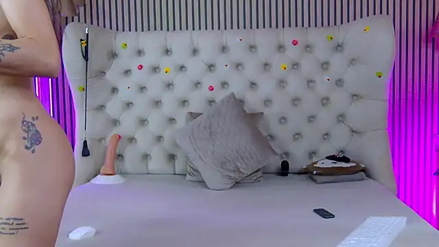 PlayfulShow webcam