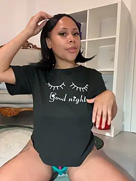 HaileyDiana webcam
