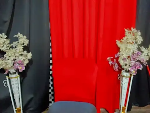 AshantTsiBigCock live cam