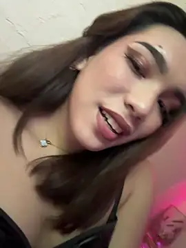 SideChick_Bunny Live Webcam on Stripchat
